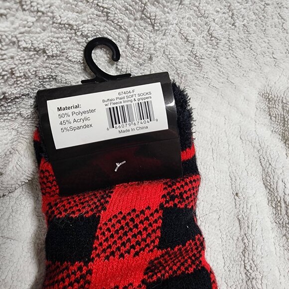 Fashion by Mirabeau BUFFALO Plaid Soft Socks w/Fleece Lining & Grippers - Picture 6 of 6